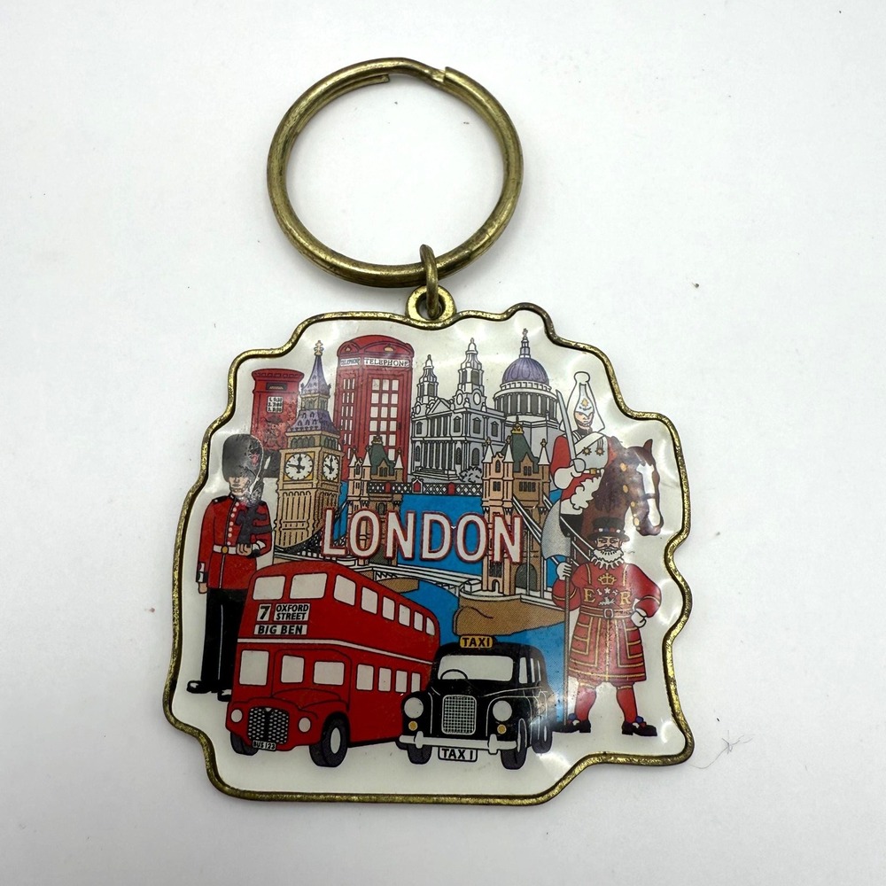 Vintage London Souvenir Keychain | British Travel Key Ring